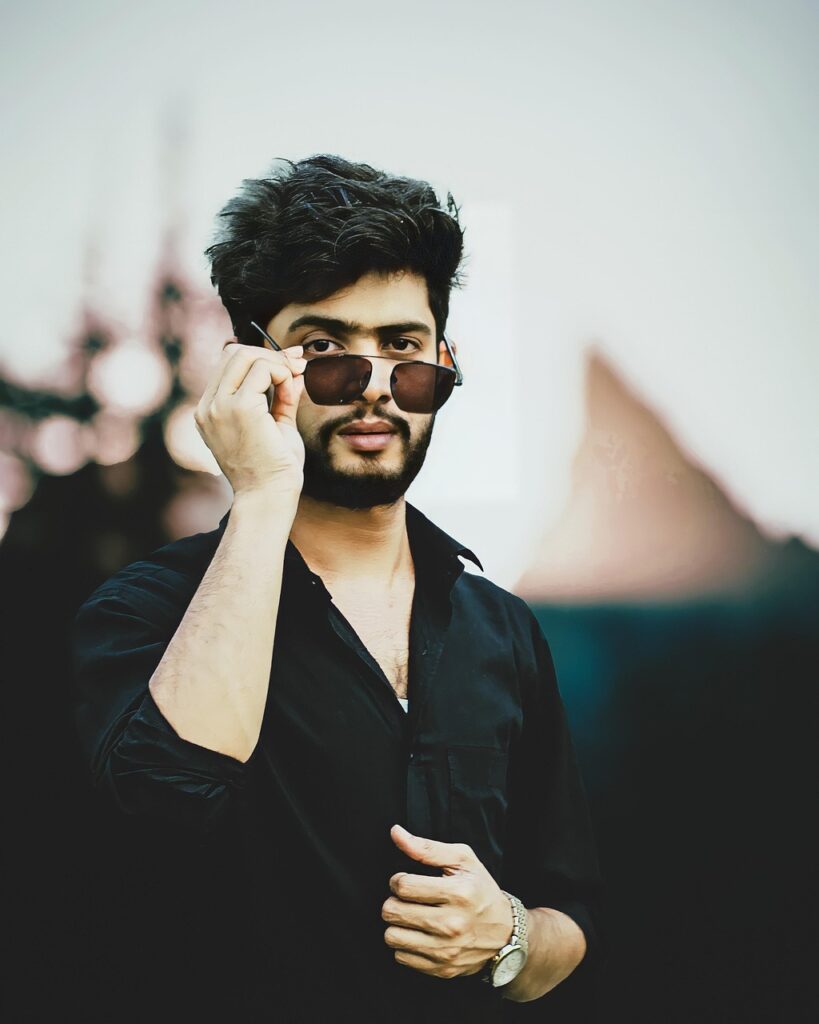 婚活アプリで女性が魅力的なプロフィールを書く方法は？